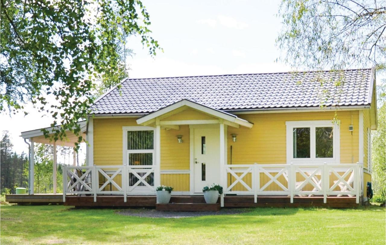 Nice Home In Sunne With Jacuzzi Alvsatern Exteriör bild